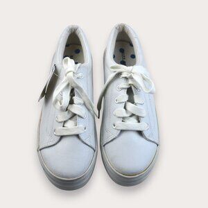 City Sneaks White Sneakers | Women’s 8 White NWT